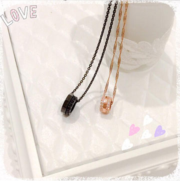 サマンサティアラペアネックレス1