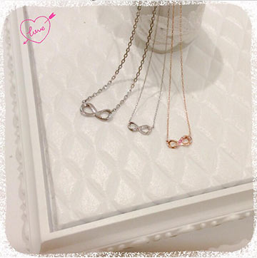 サマンサティアラペアネックレス2