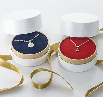 ノジェスペアネックレス