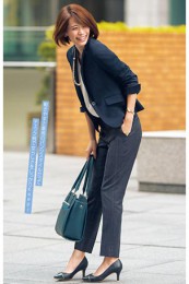 AOKIスーツ着こなし3