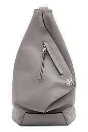 ロエベレザーバッグ4