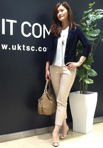 オフィスカジュアルコーデ1