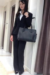 女性リクルートスーツコーデ-パンツ7