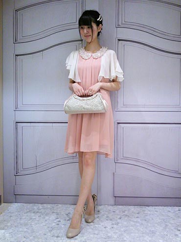 可愛いお呼ばれコーデ4