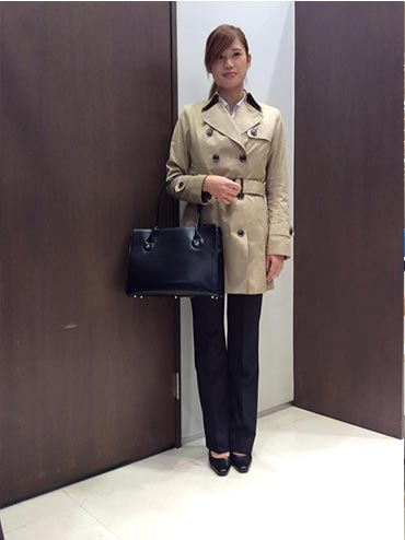 女性リクルートスーツコーデ9