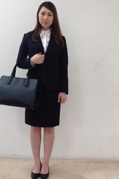 女性リクルートスーツコーデ-スカート6
