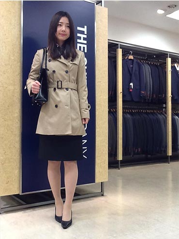 女性リクルートスーツコーデ4