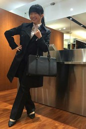 女性リクルートスーツコーデ-パンツ3