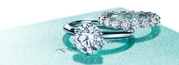 婚約指輪