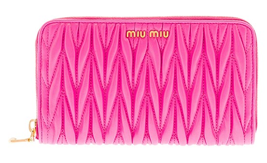 ミュウミュウ財布3