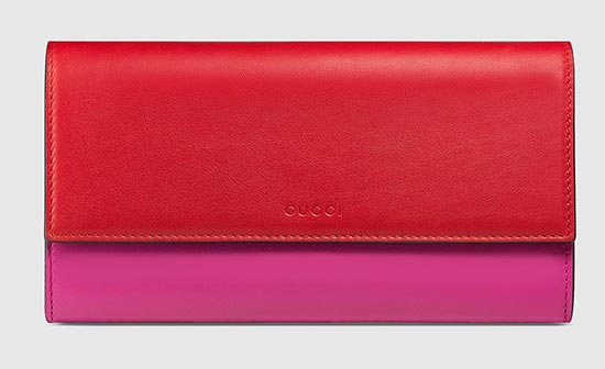 グッチ財布2