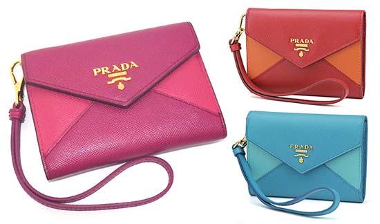 プラダ名刺入れ3