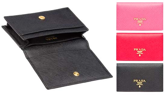 プラダ名刺入れ2