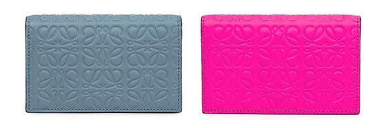 ロエベ名刺入れ2