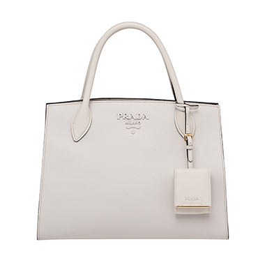 プラダ通勤バッグ2