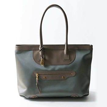 トフ アンド ロードストーン通勤バッグ3