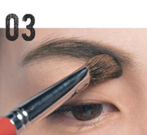 マニッシュ眉 メイク3