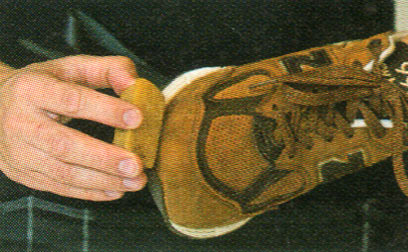 スエードスニーカー ケア