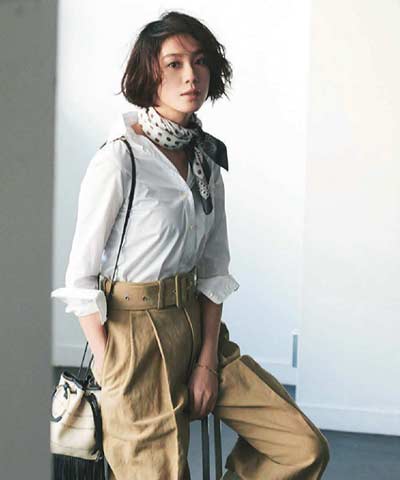 スカーフコーデ