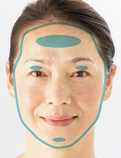 50代 チークの付け方3