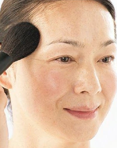 50代 フィニッシュパウダーの付け方2