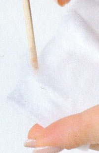 ネイルはみ出し