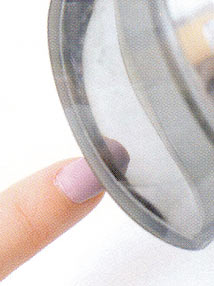 ネイルを早く乾かす