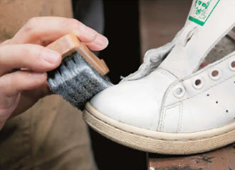 レザースニーカー 手入れ5