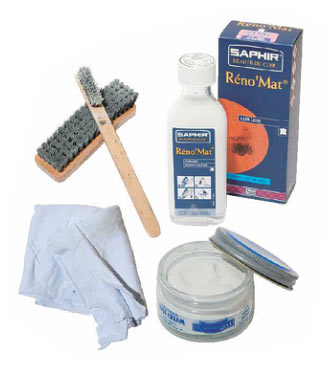 レザースニーカー 手入れ道具