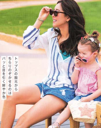 ママ プールサイド