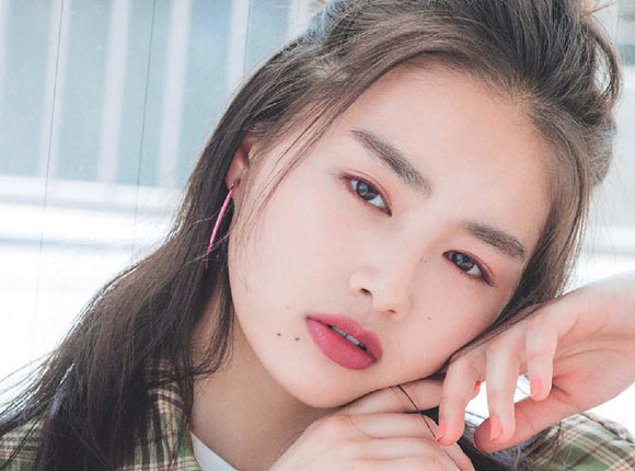 おしゃれモードメイク