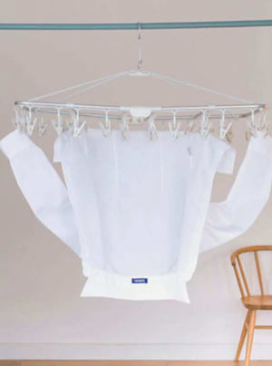 シャツ 逆さ干し