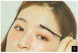 血色感メイク方法7