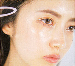 キラキラ メイク方法3