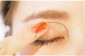 キラキラ メイク方法4