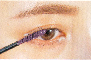 キラキラ メイク方法7