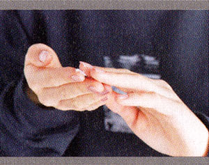 ヘアアレンジ 前髪