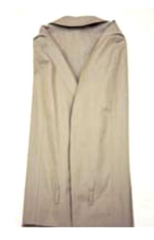 トレンチコート 畳み方2