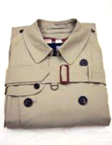 トレンチコート 畳み方4