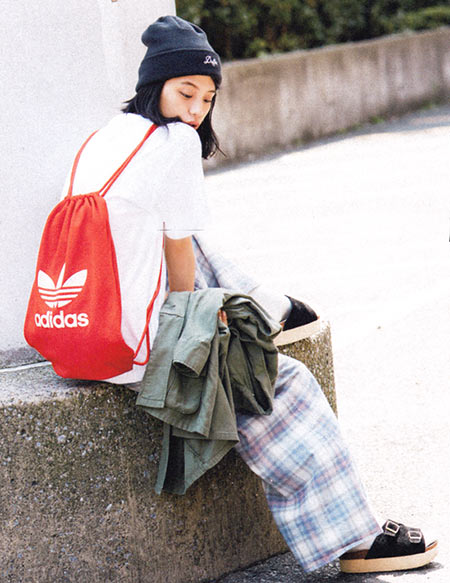 アディダス 着こなし