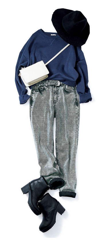 女性 スウェットコーデ4