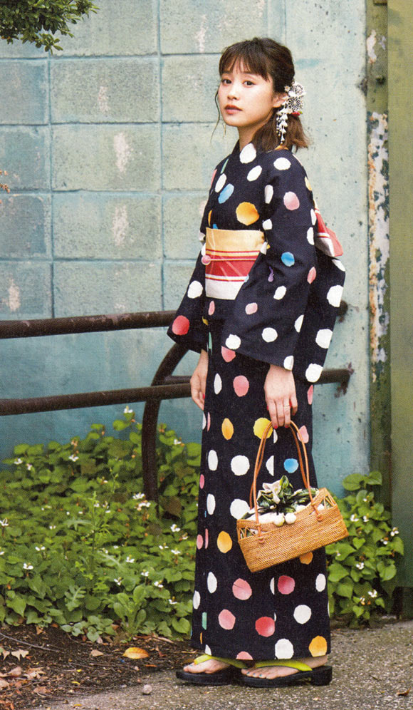 フェミニン浴衣