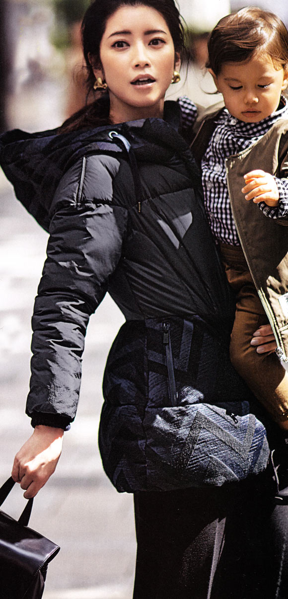 タトラス ダウンジャケット５