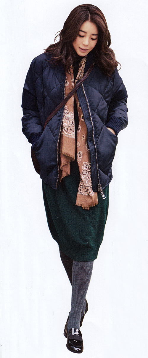 タトラス ダウンジャケット４