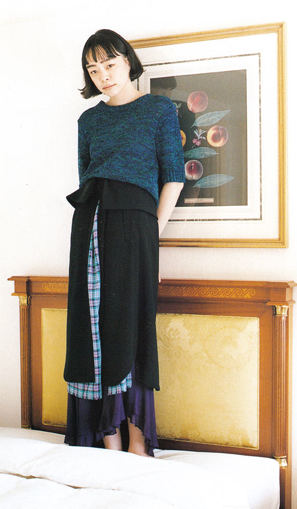 アカネ ウツノミヤ 服