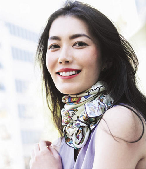 デニムに似合うメイク