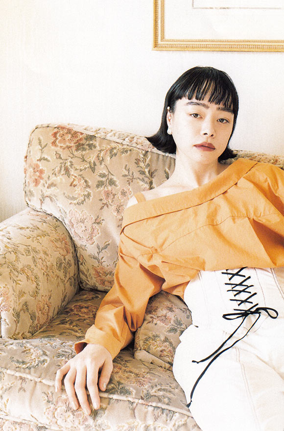 サヤカ デイヴィス 服