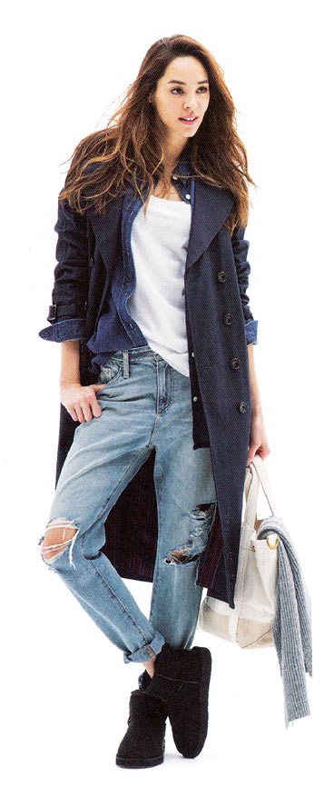 黒ムートンブーツ 着こなし