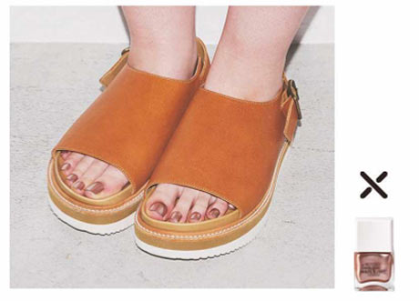 レザーサンダル ペディキュア